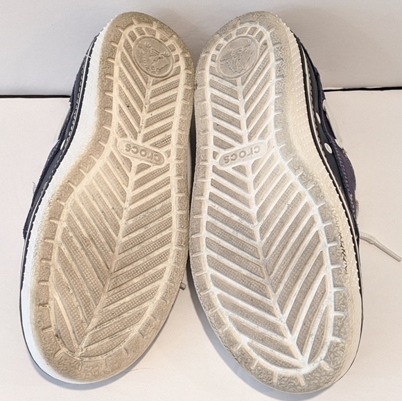 CROCS boys navy blue boat shoes size 6 - Picture 12 of 14